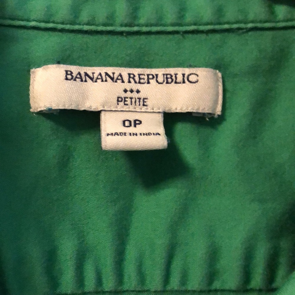 0P Kelly green Banana Republic shirt - Picture 2 of 3